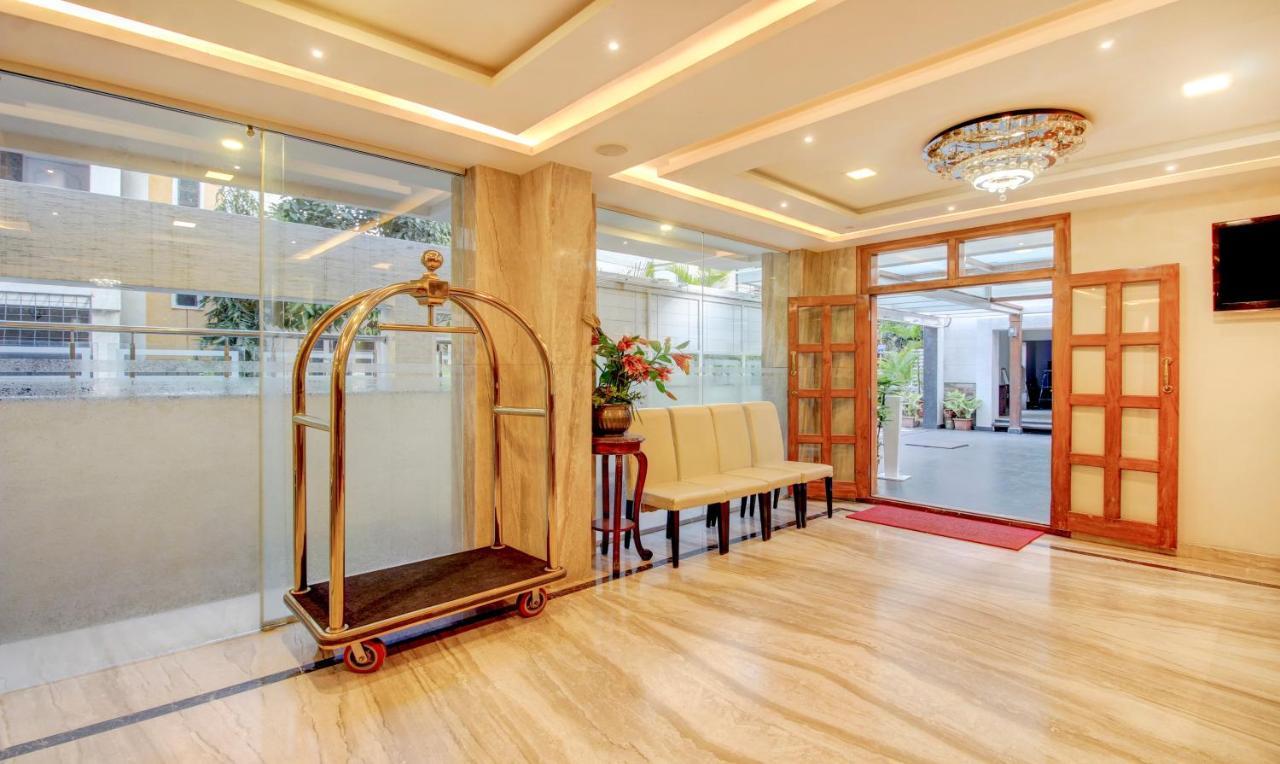 Treebo The Sai Leela Suites R T Nagar Bangalore Bagian luar foto