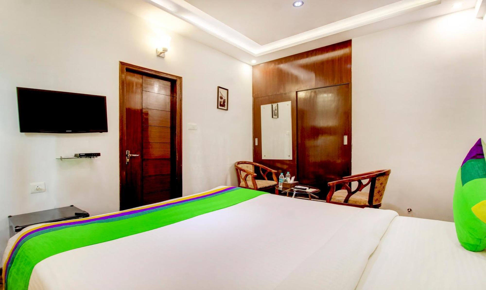 Treebo The Sai Leela Suites R T Nagar Bangalore Bagian luar foto